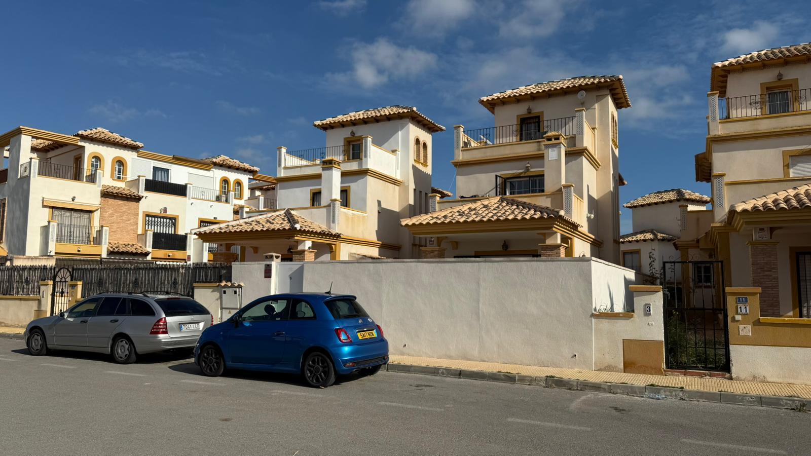 For sale of chalet in Orihuela Costa