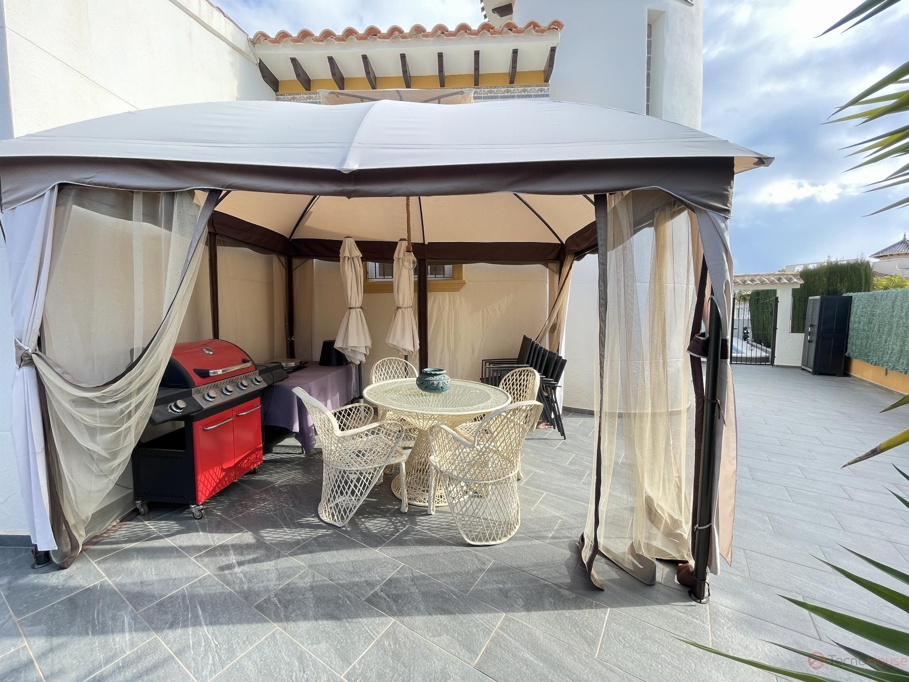 For sale of chalet in Orihuela Costa