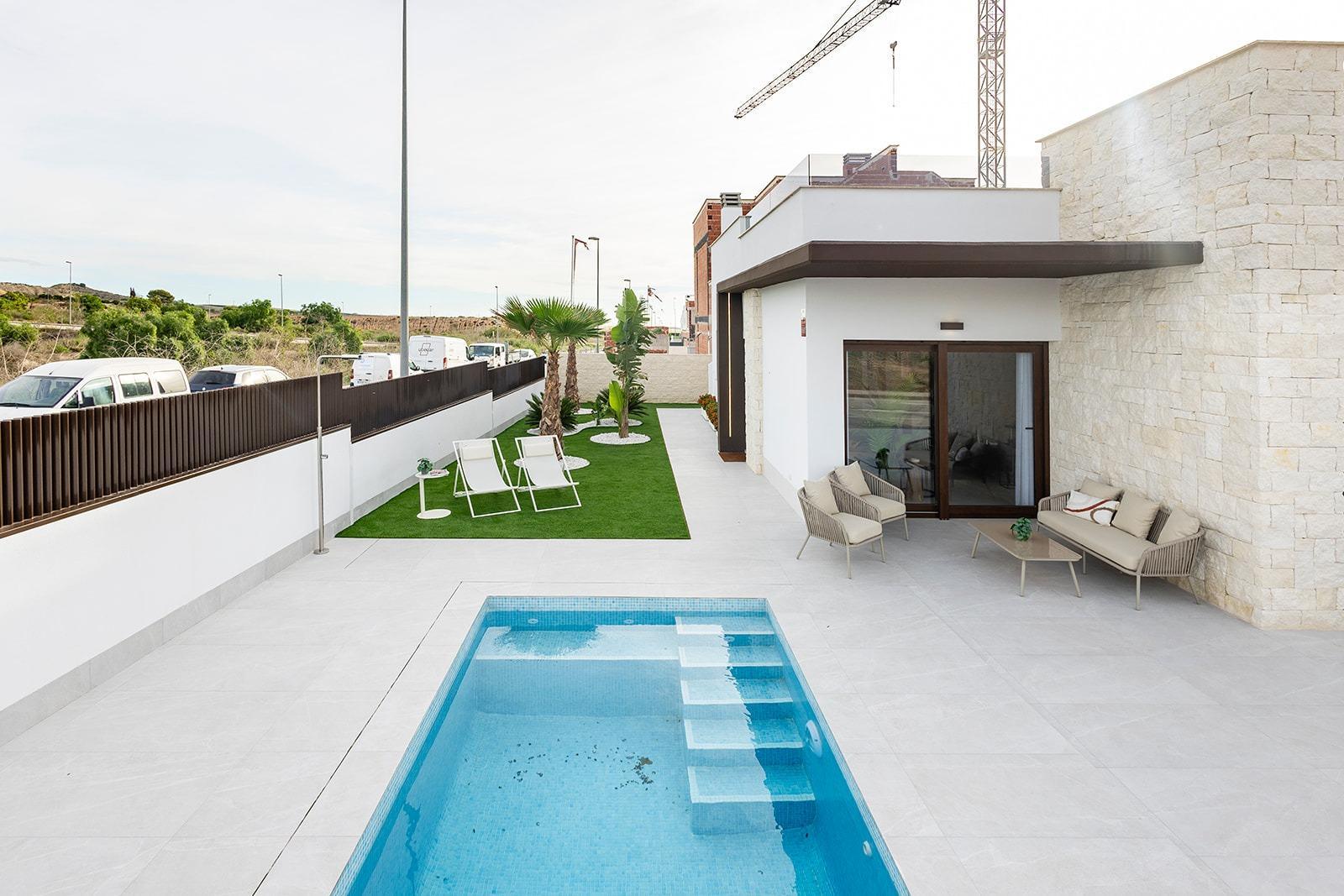 Venta de villa en Orihuela