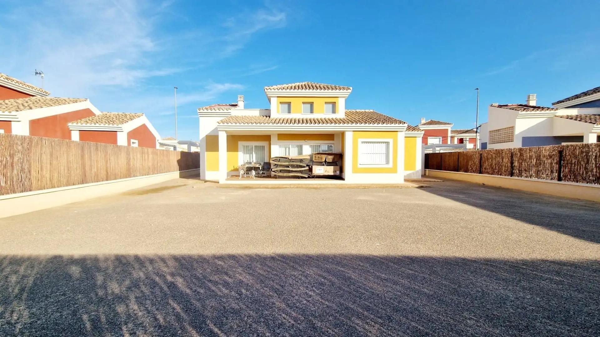 Venta de villa en Lorca