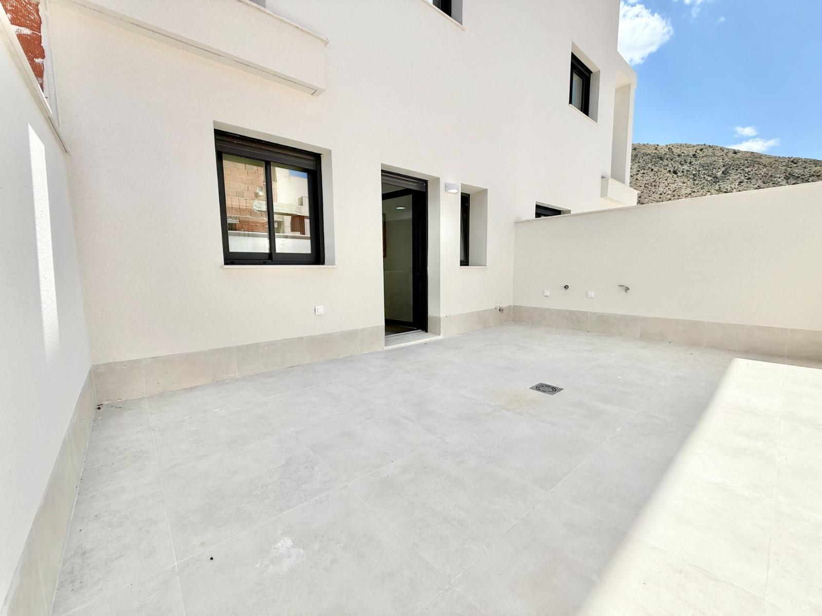 For sale of flat in Cox