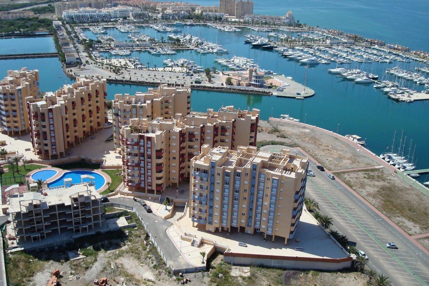 For sale of apartment in La Manga del Mar Menor