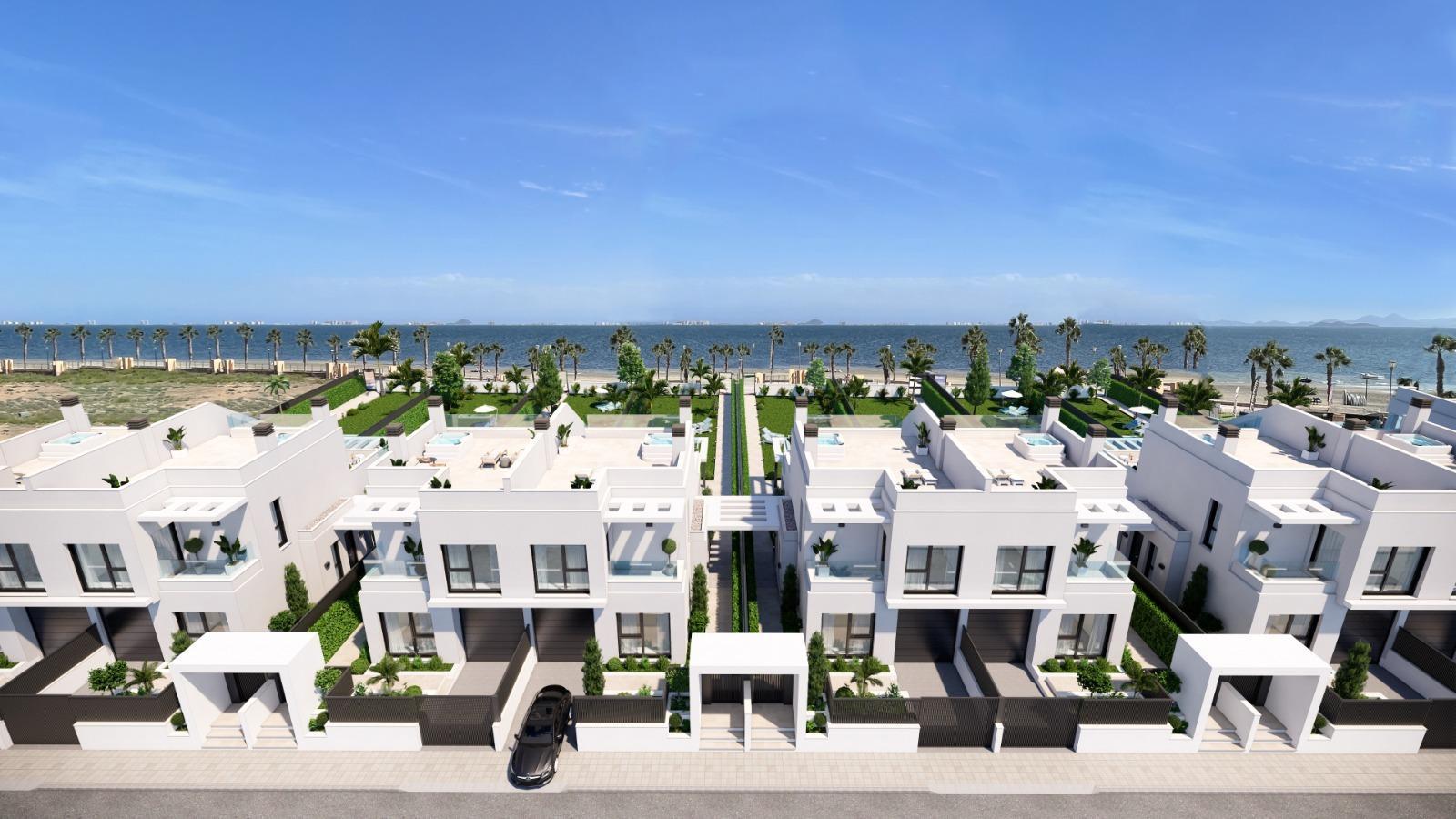 For sale of villa in Los Alcazares