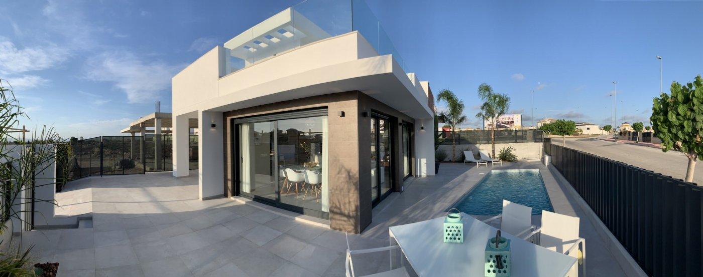 For sale of villa in Daya Nueva