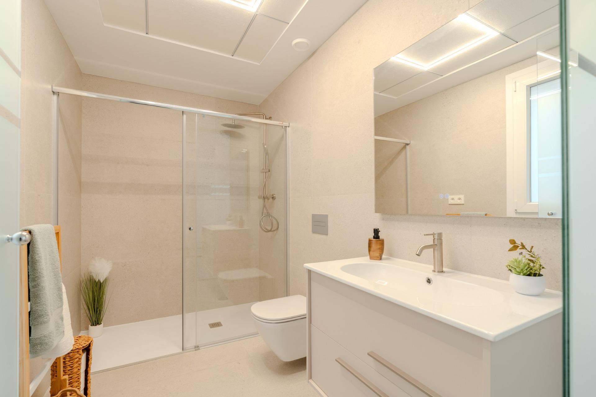 Venta de villa en Los Alcazares