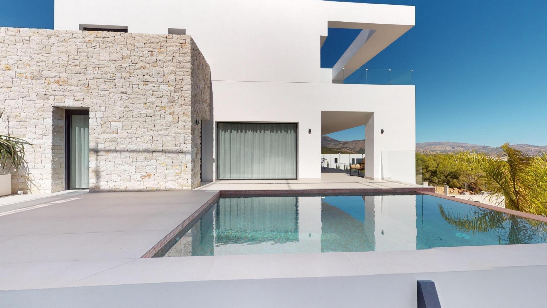 For sale of villa in Polop