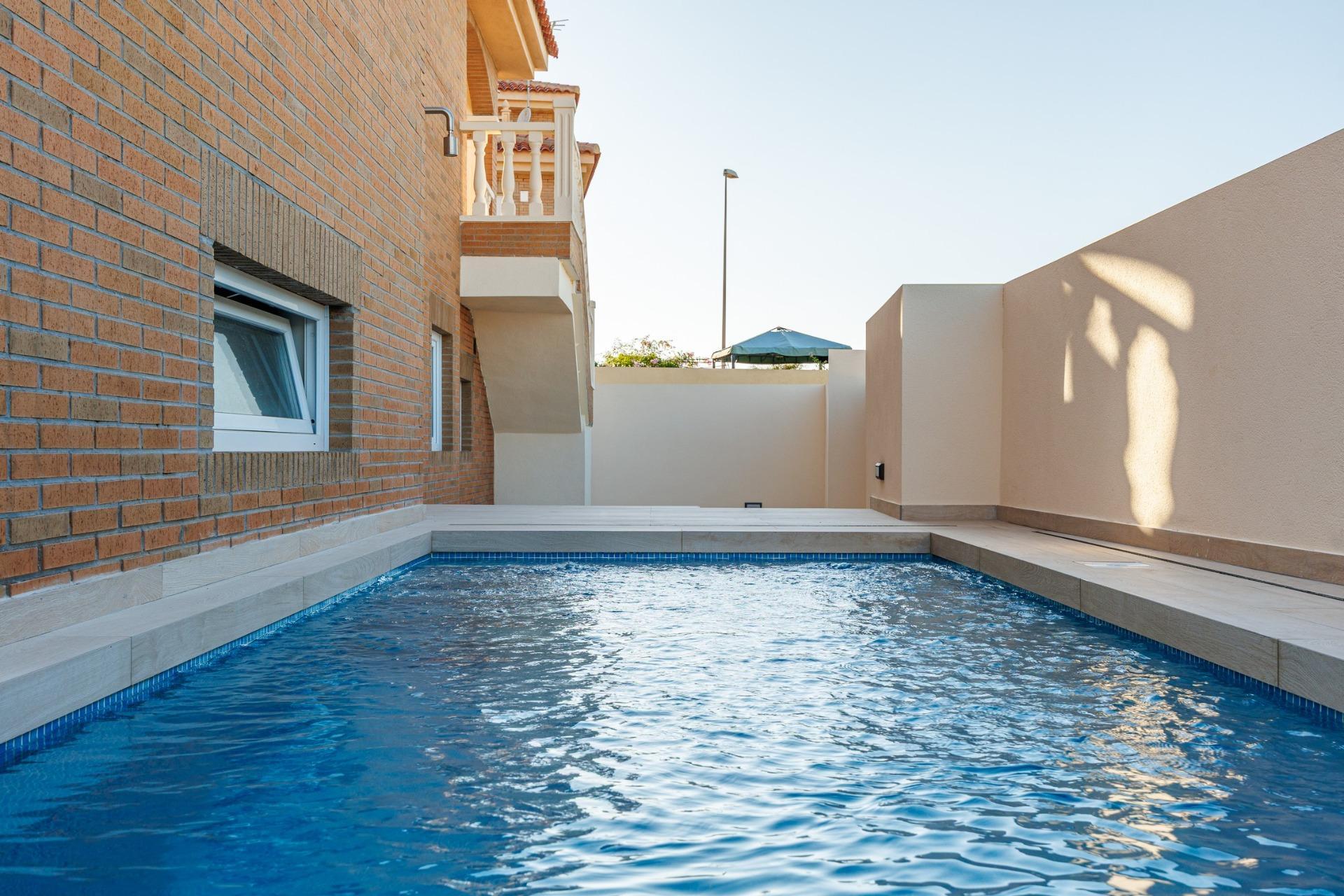 Venta de villa en Rojales