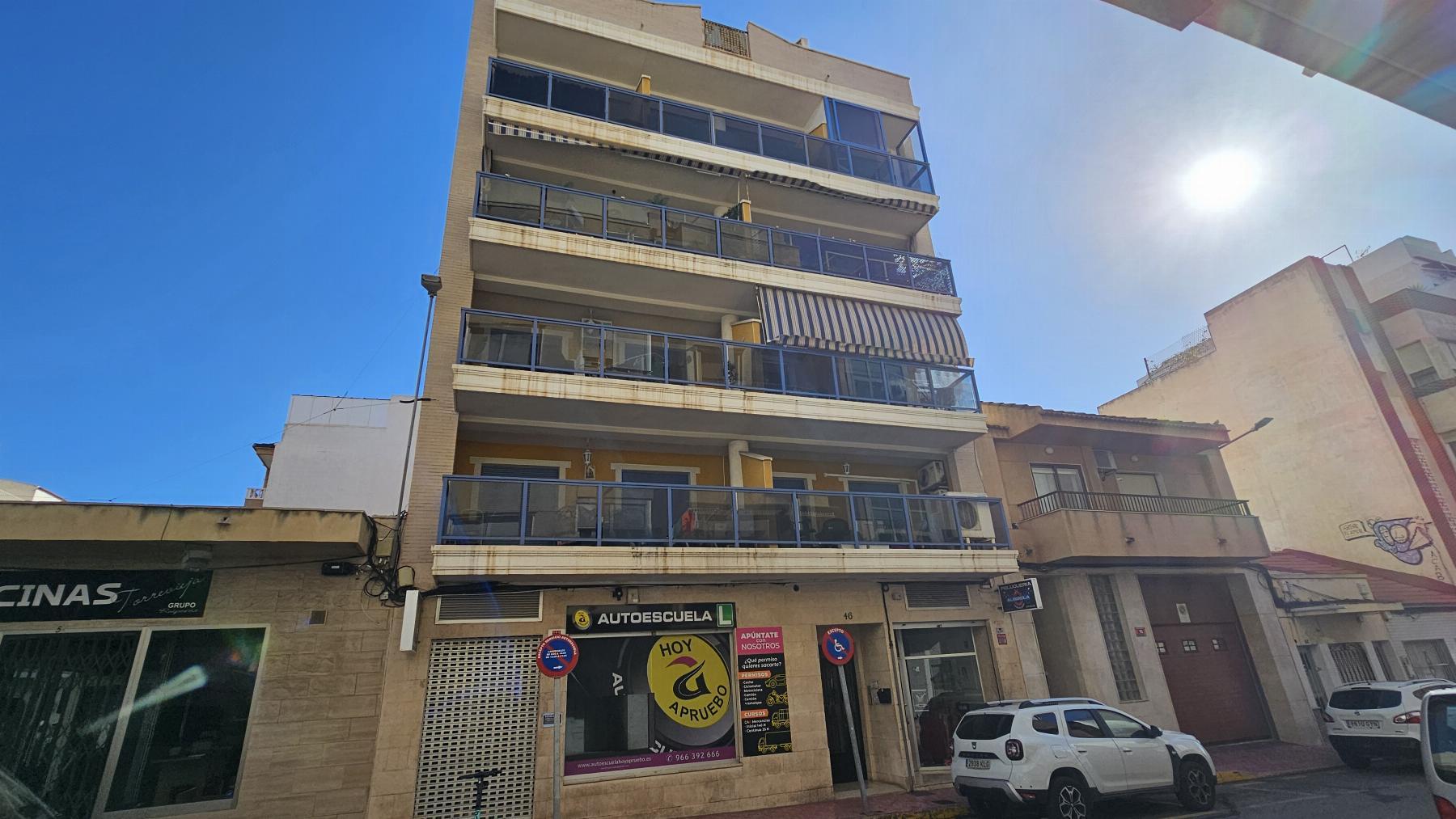 For sale of penthouse in Torrevieja