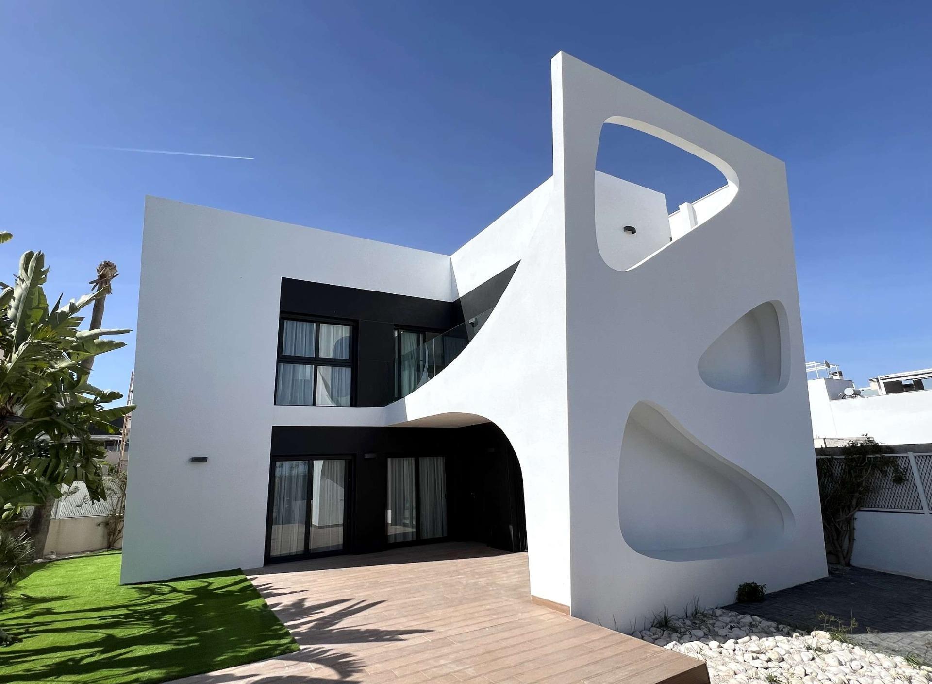 For sale of villa in Rojales