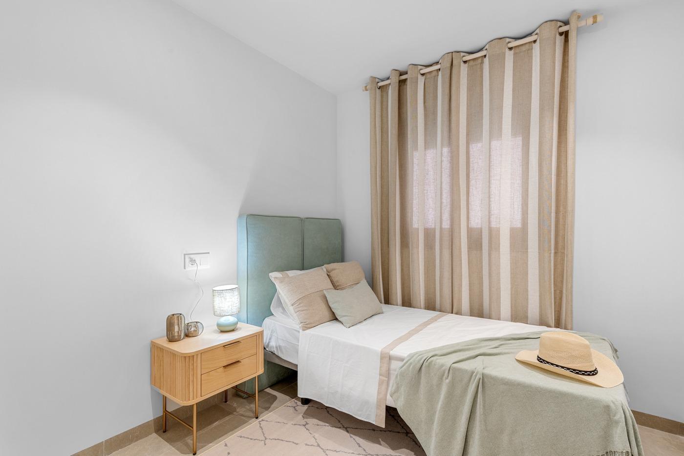 For sale of apartment in Jacarilla