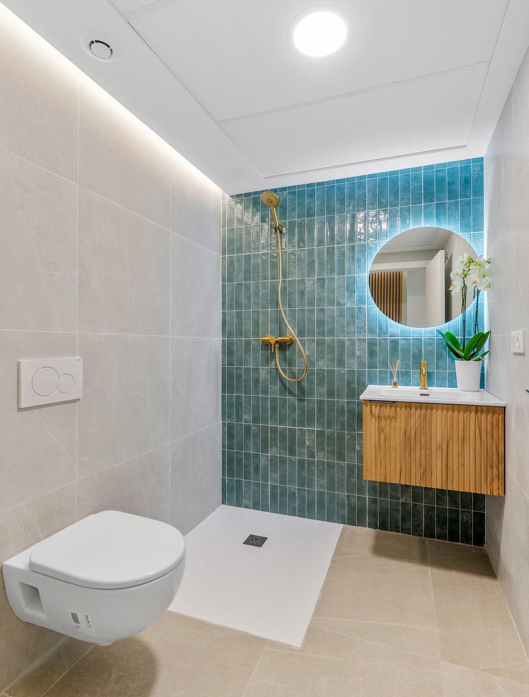 For sale of apartment in Jacarilla