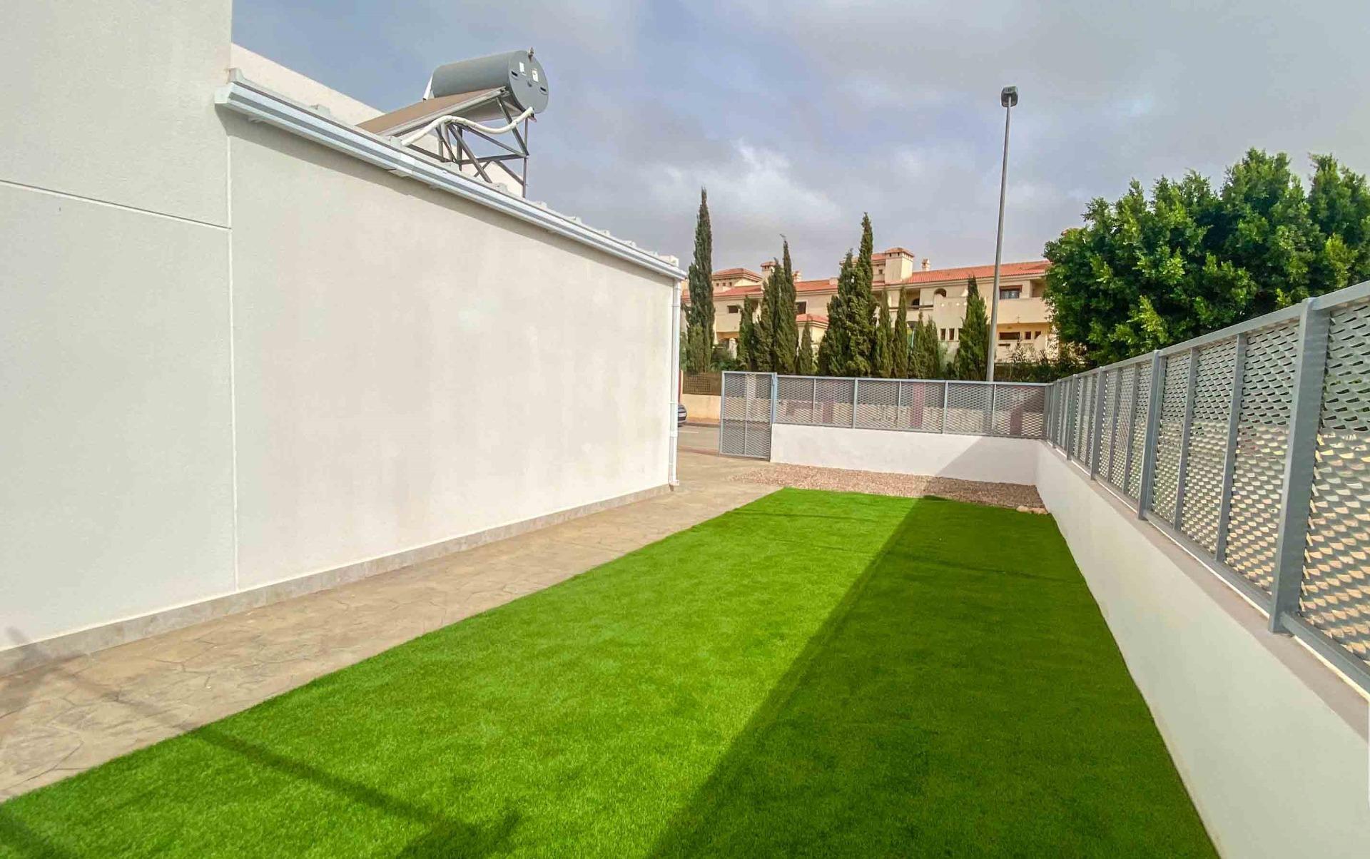 For sale of villa in Los Alcazares