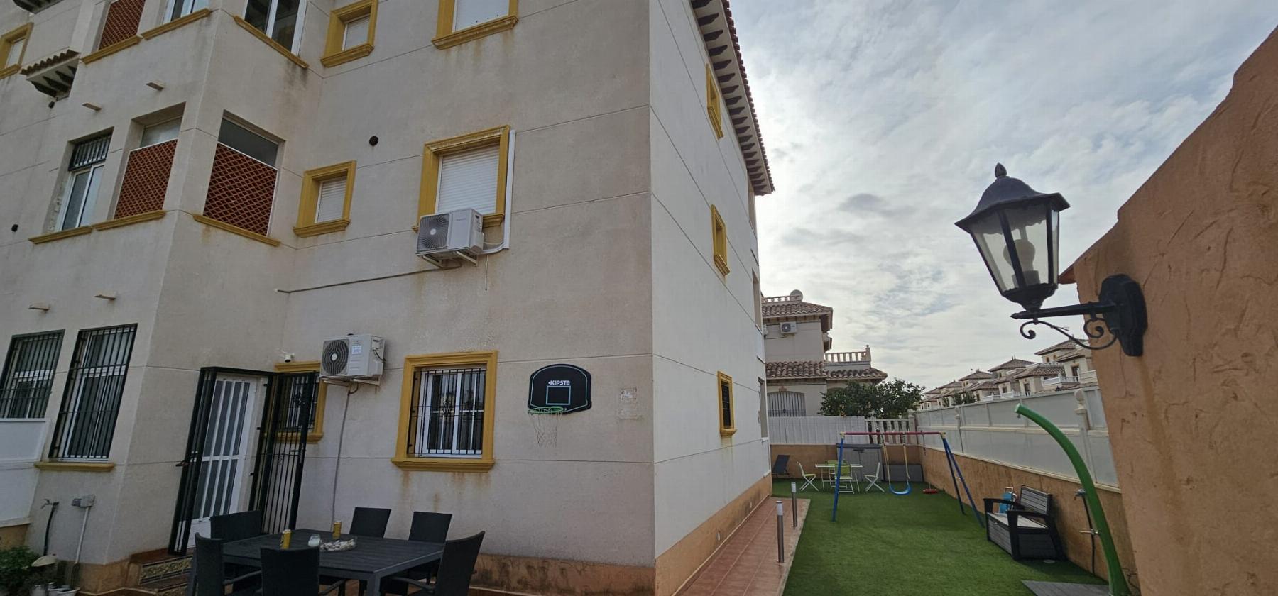 For sale of apartment in Orihuela Costa