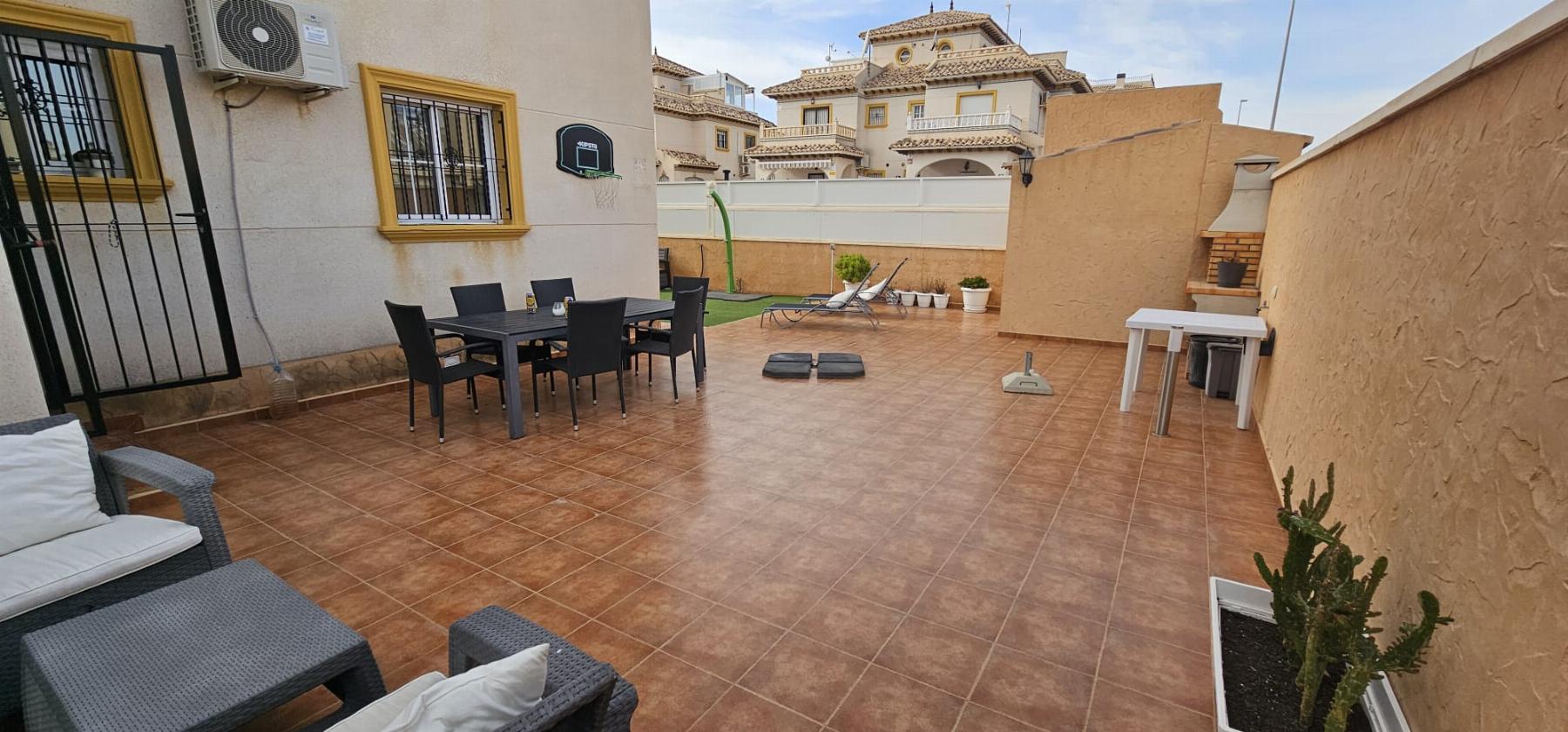 For sale of apartment in Orihuela Costa