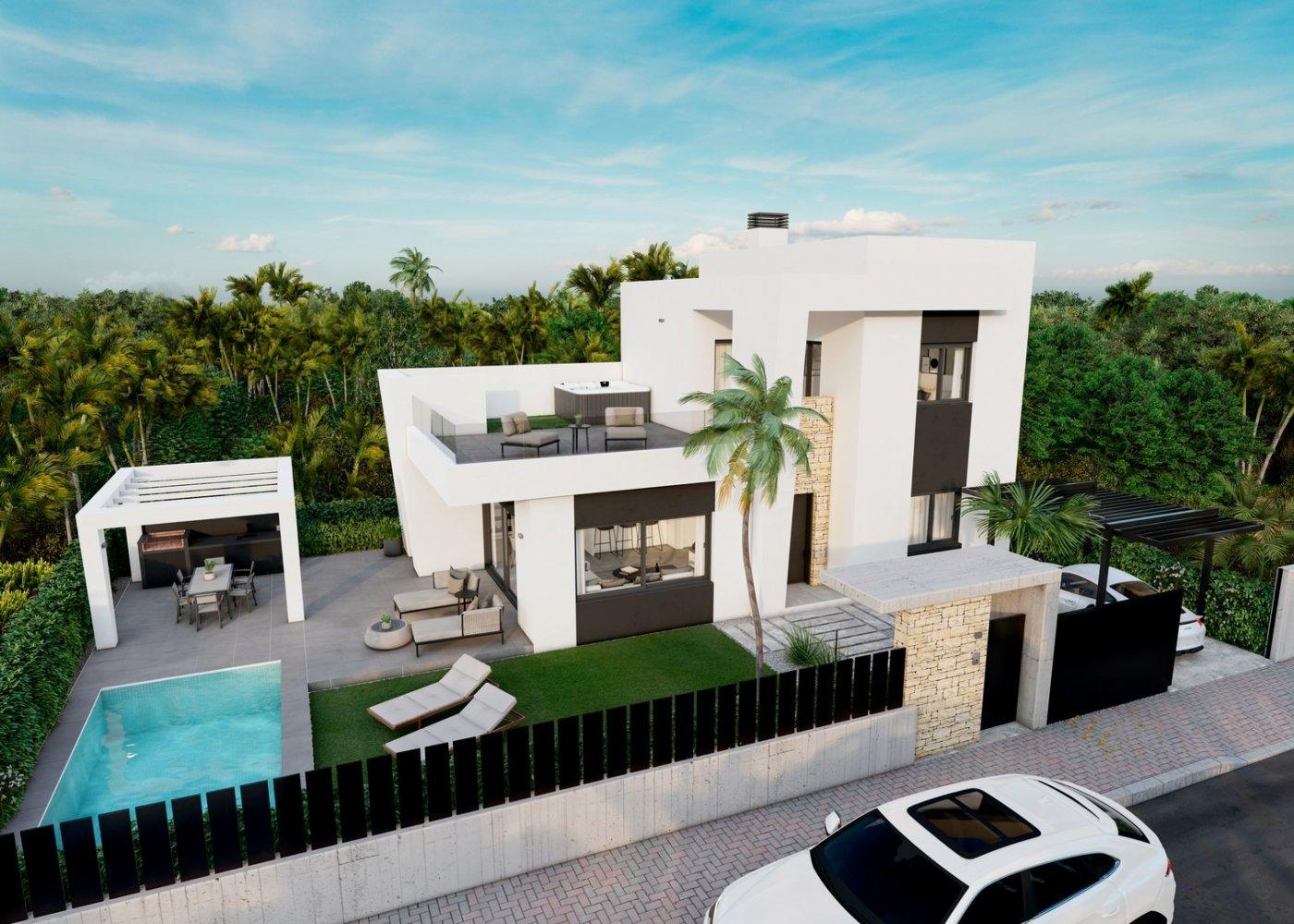 For sale of villa in Orihuela Costa