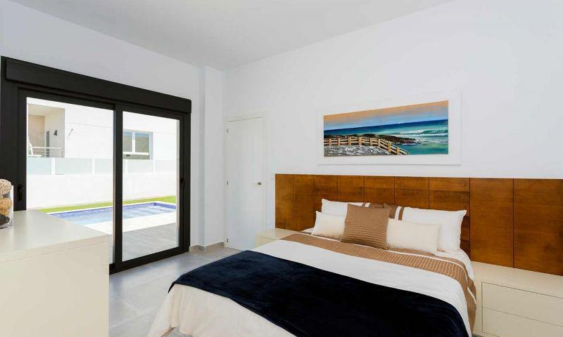 For sale of villa in Daya Nueva