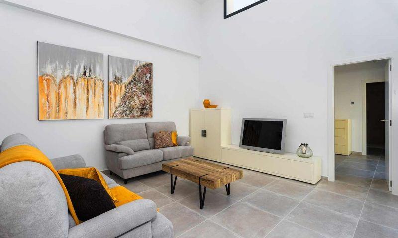 For sale of villa in Daya Nueva