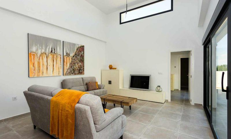 For sale of villa in Daya Nueva