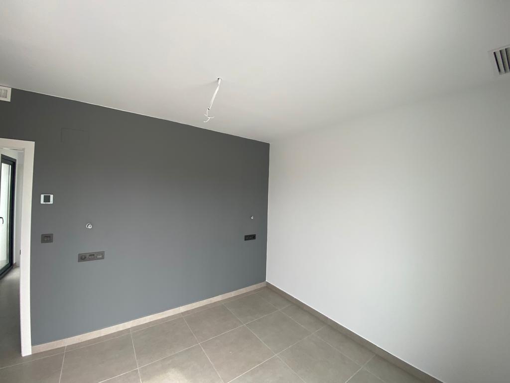 Venta de villa en Los Alcazares