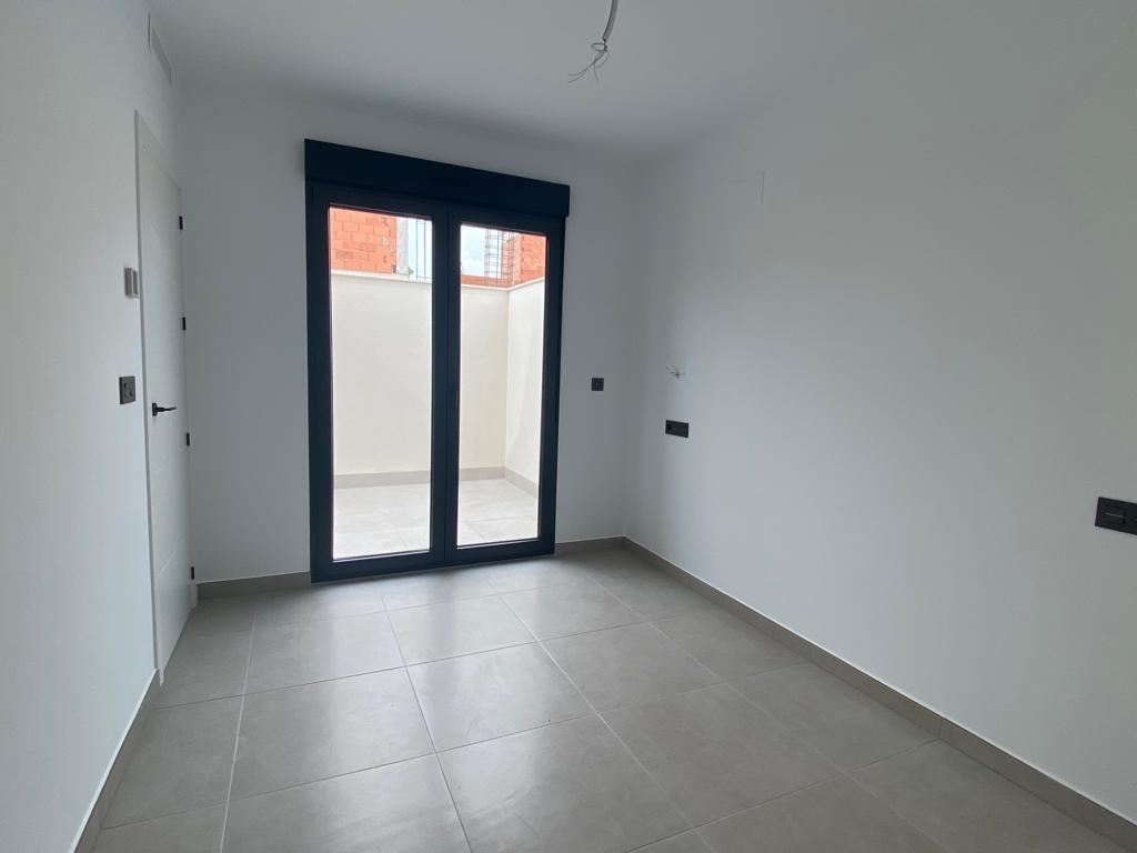 Venta de villa en Los Alcazares