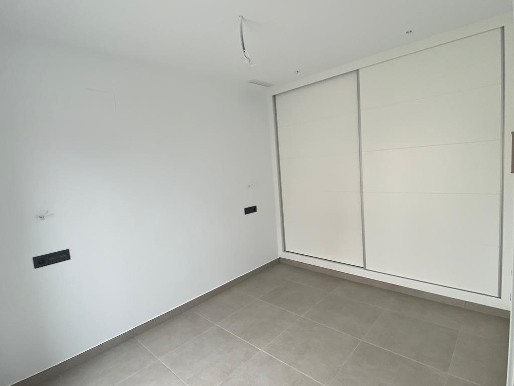 Venta de villa en Los Alcazares