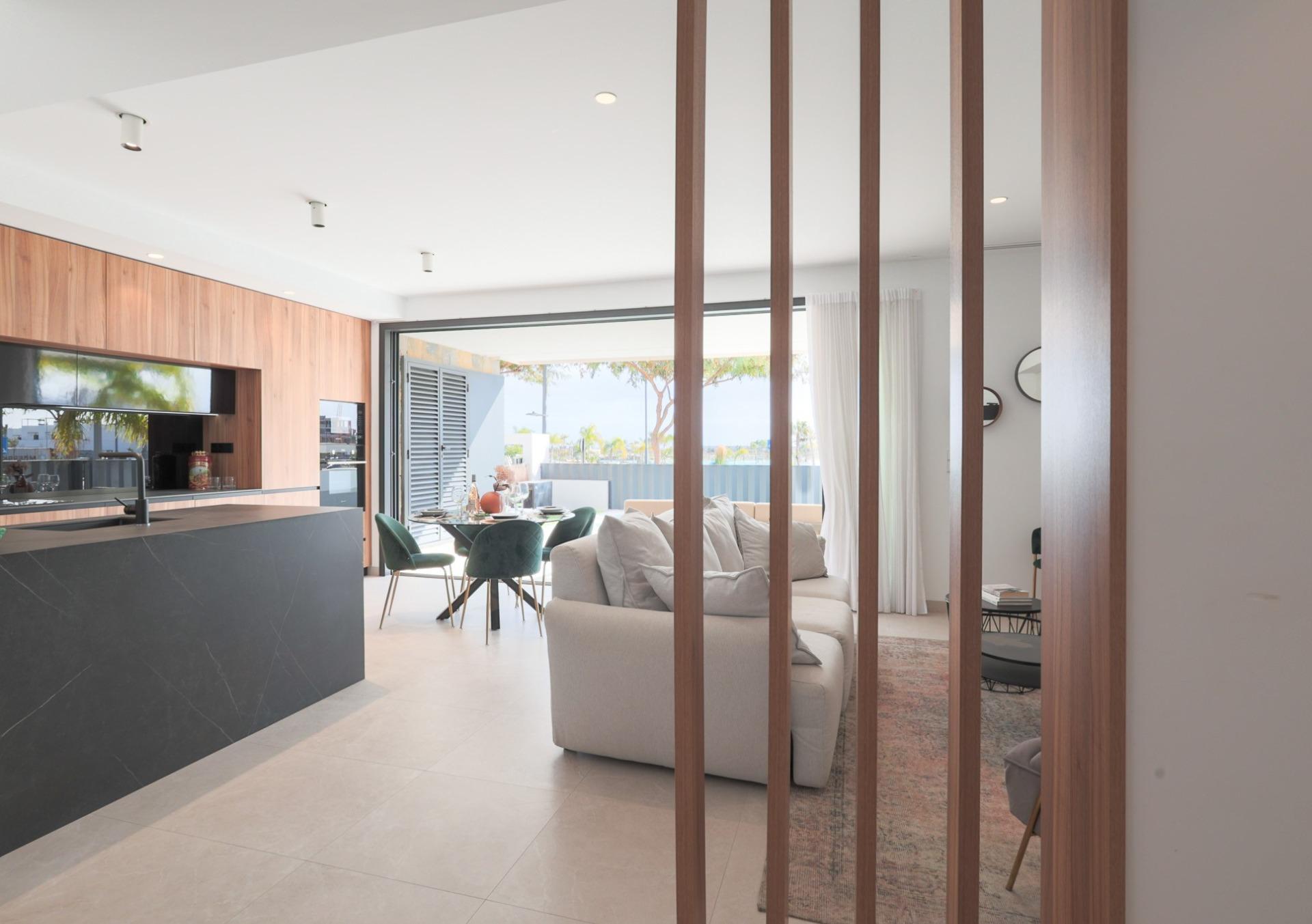 For sale of villa in Los Alcazares