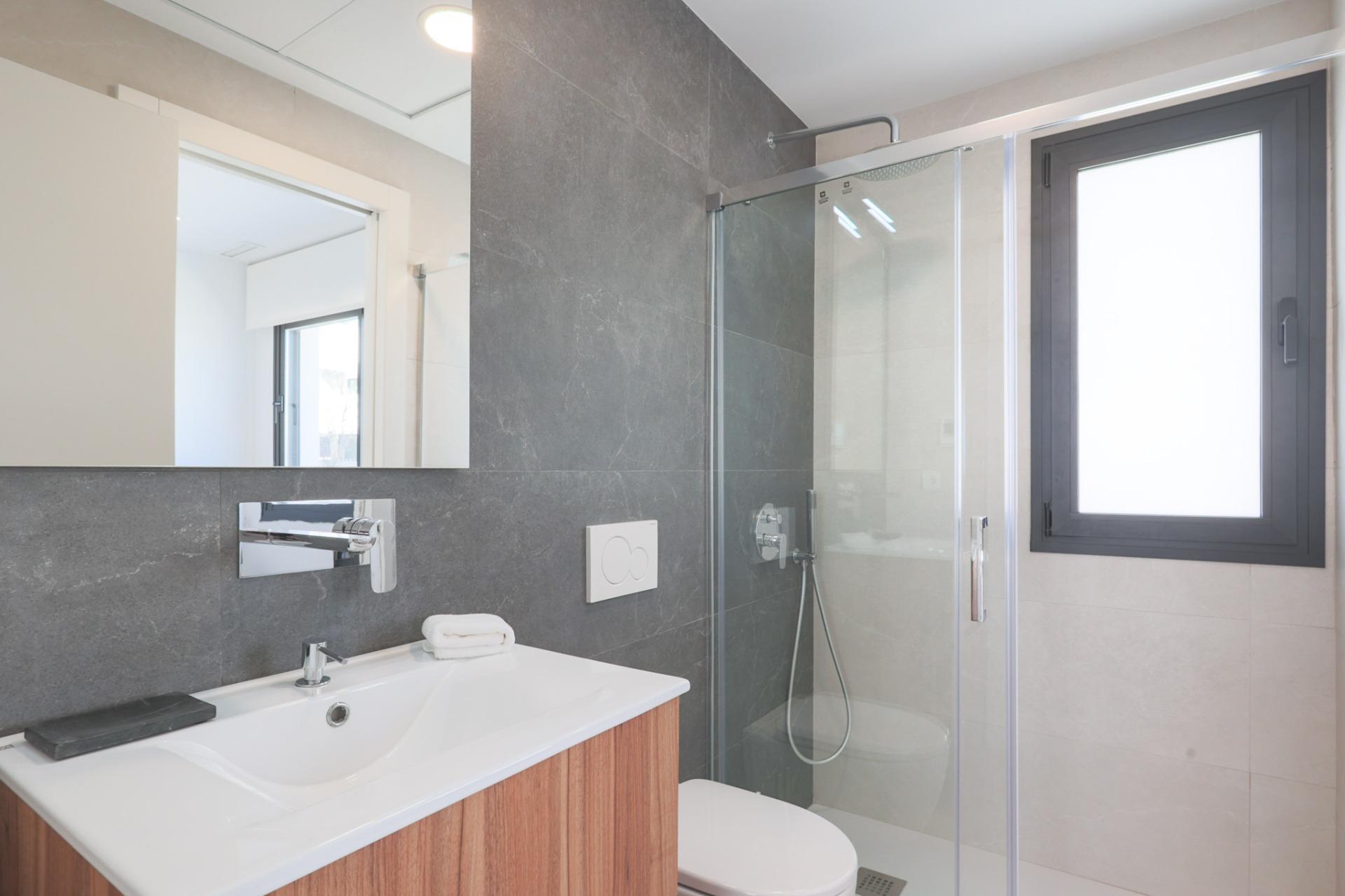 For sale of villa in Los Alcazares