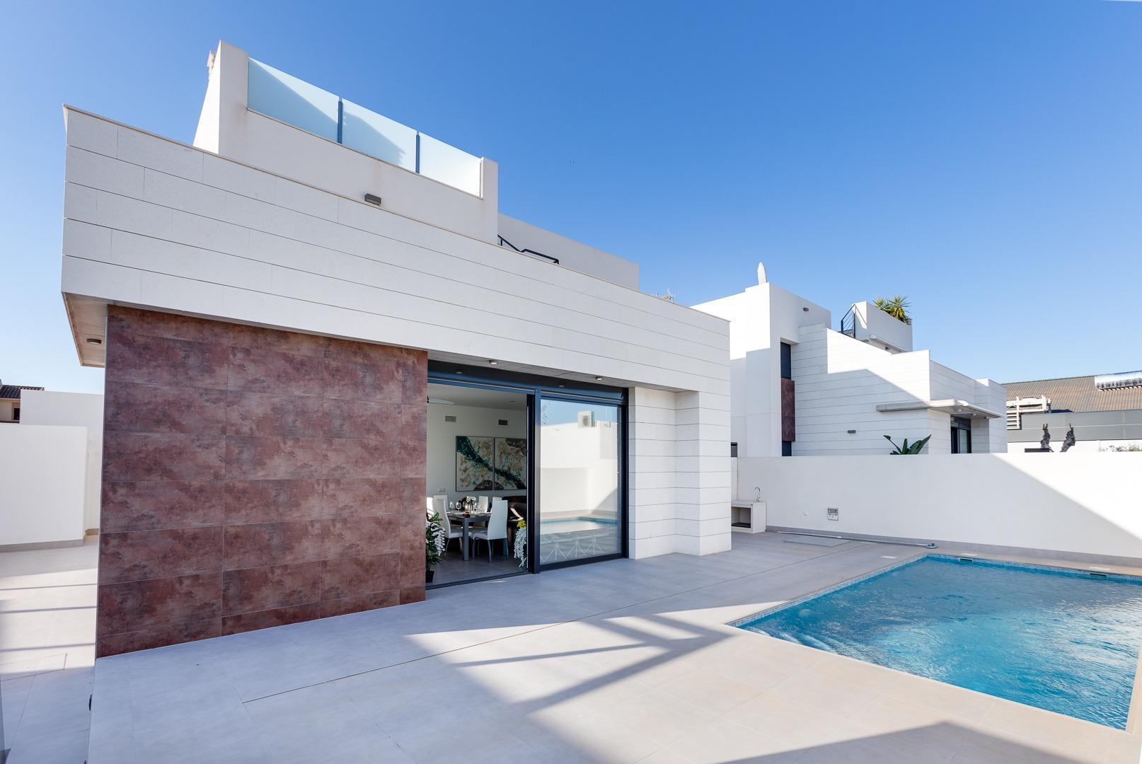 For sale of villa in Pilar de La Horadada