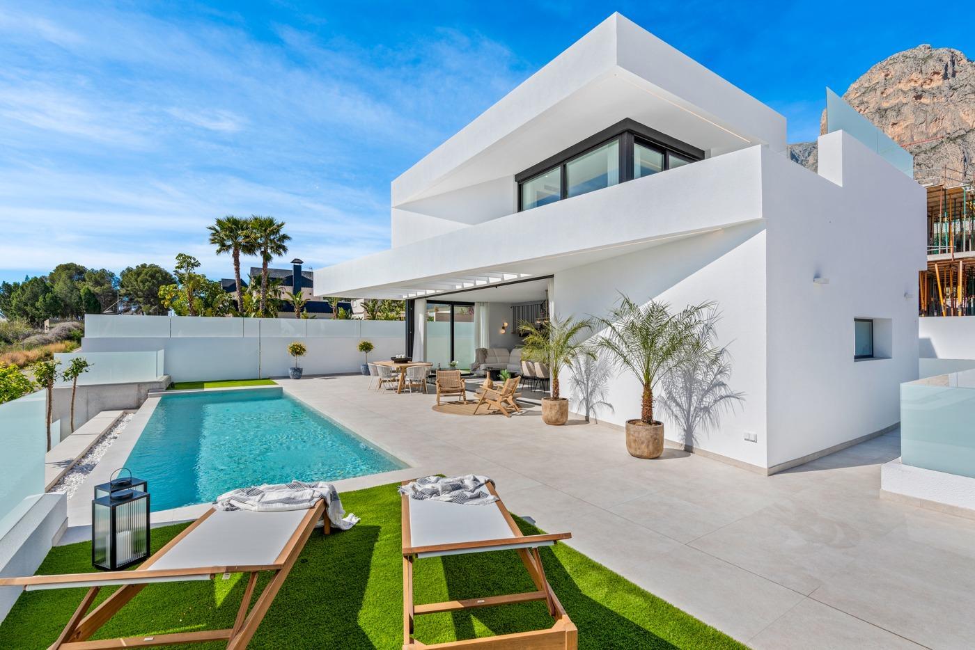 For sale of villa in Polop