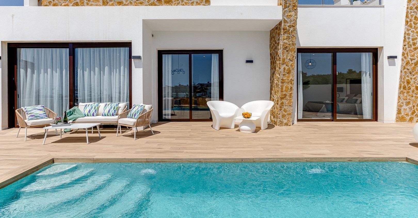 For sale of villa in Finestrat