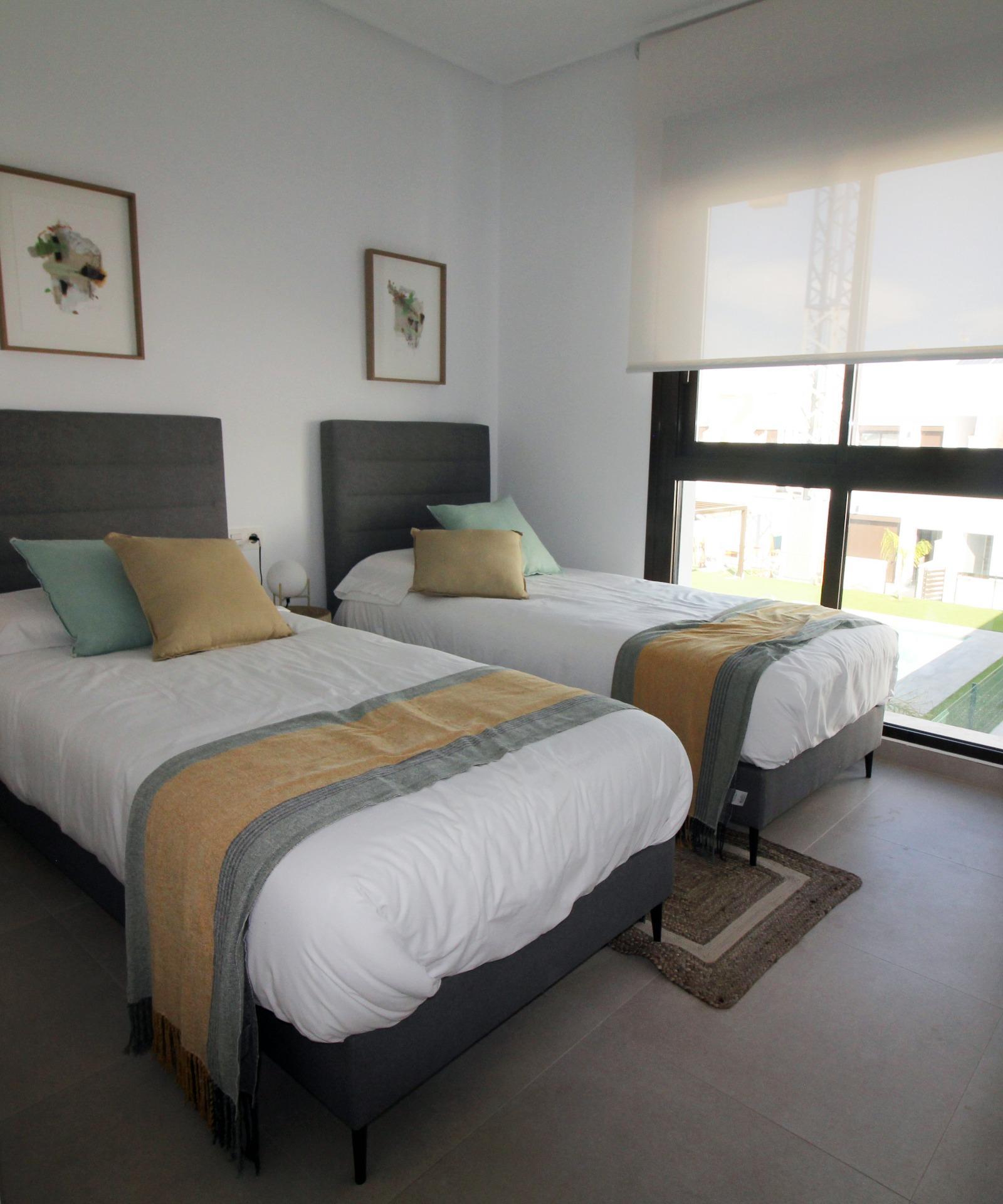 For sale of villa in Pilar de La Horadada