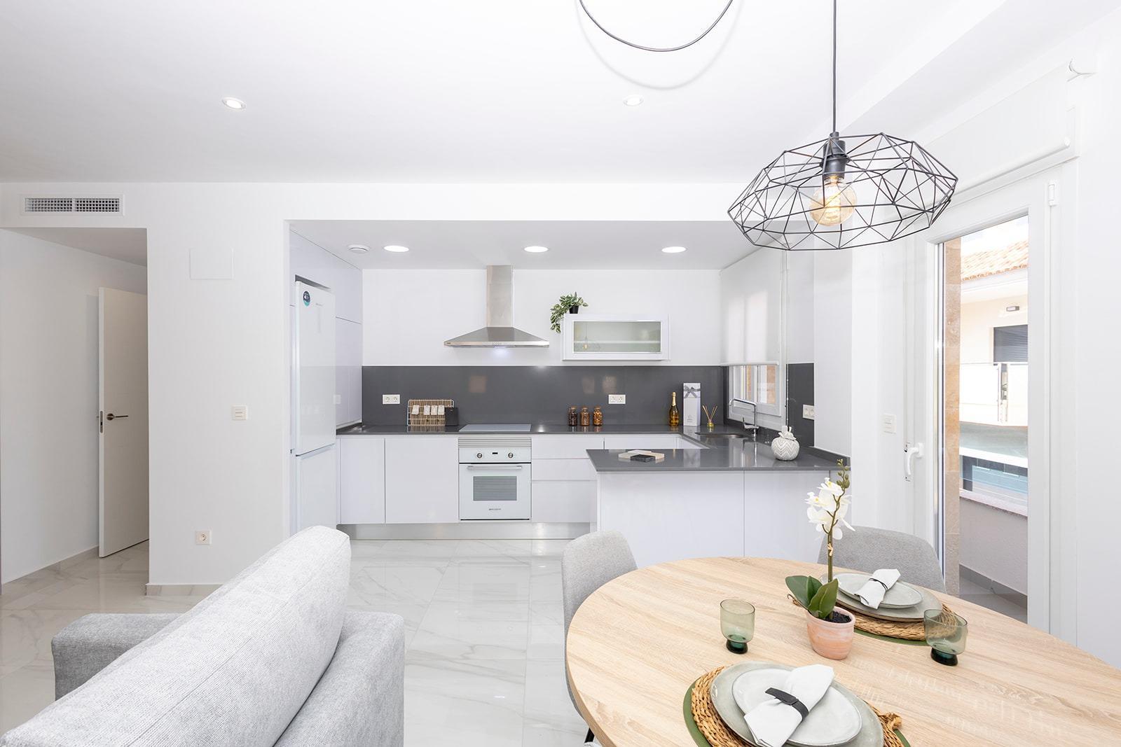 For sale of apartment in Jacarilla