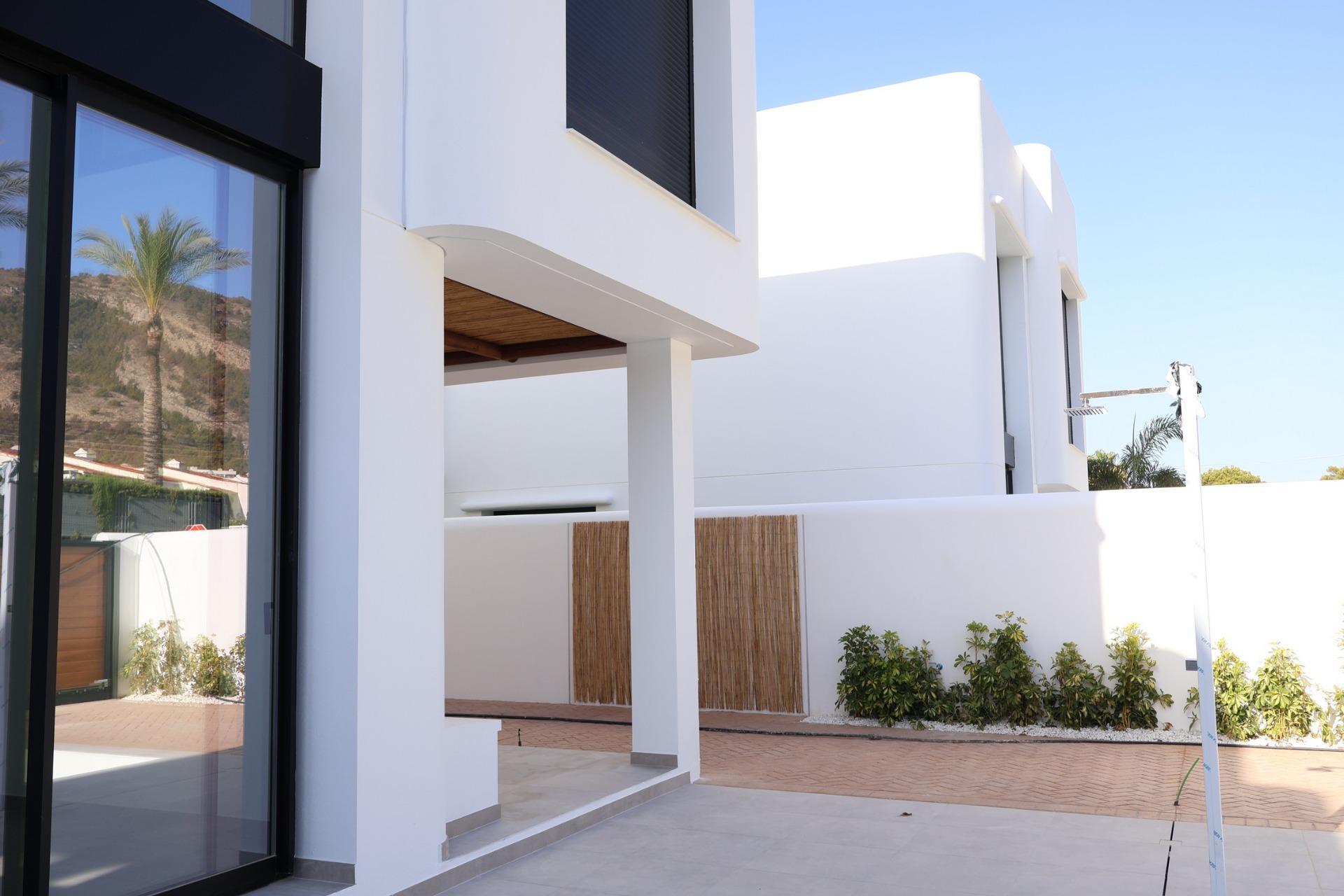 For sale of villa in Alfaz del Pi