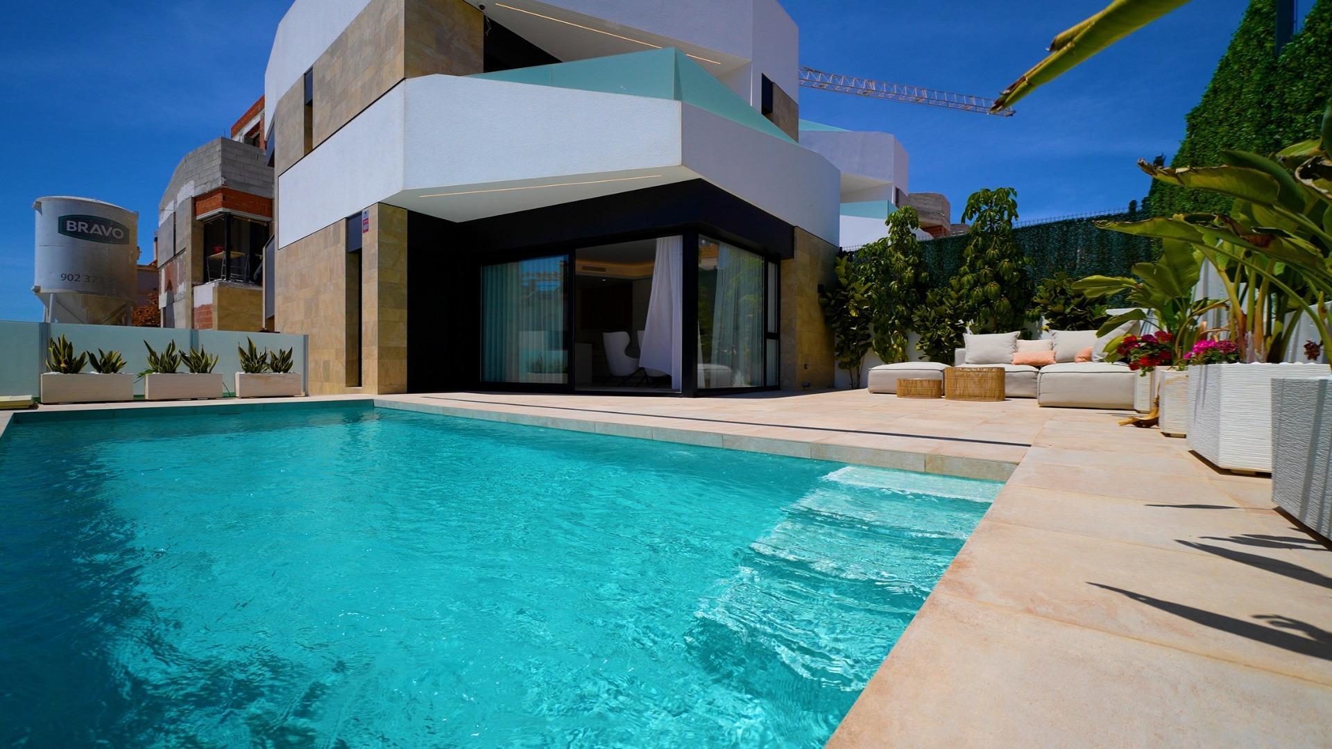 Venta de villa en Orihuela Costa