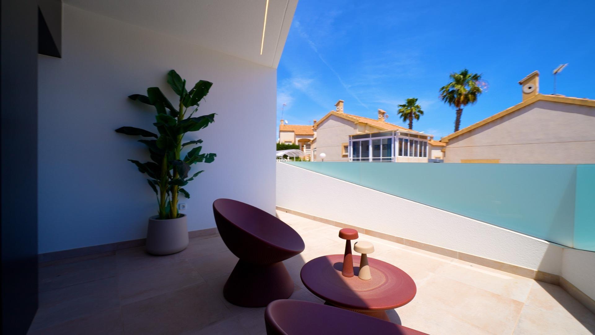Venta de villa en Orihuela Costa
