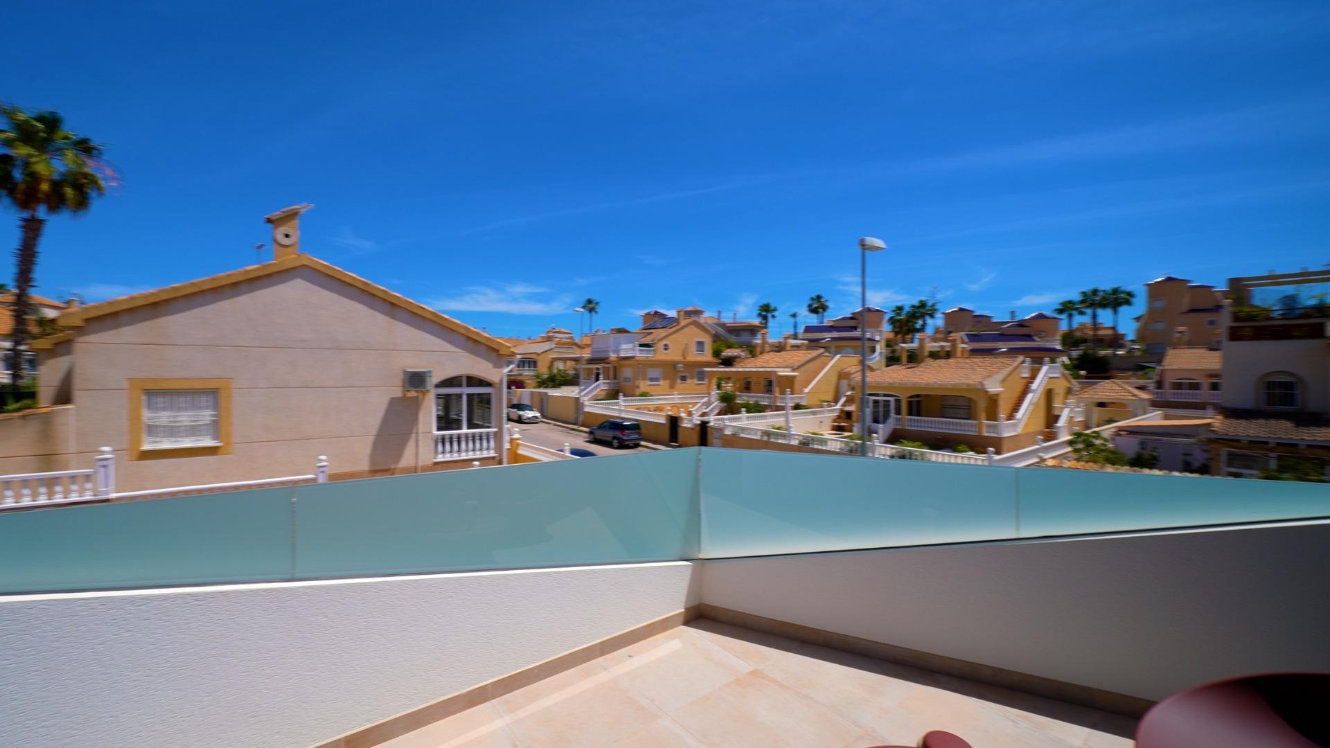 Venta de villa en Orihuela Costa