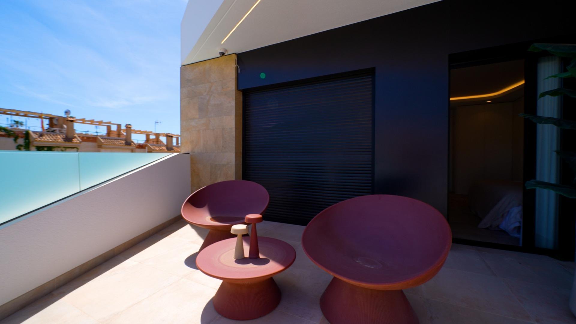 Venta de villa en Orihuela Costa