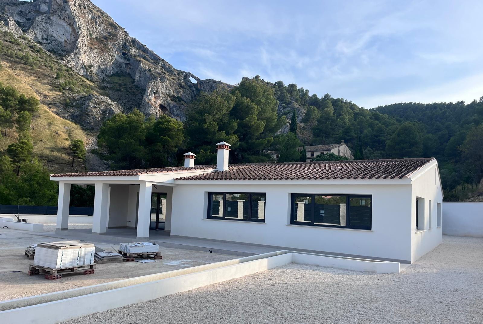 Venta de villa en Penaguila