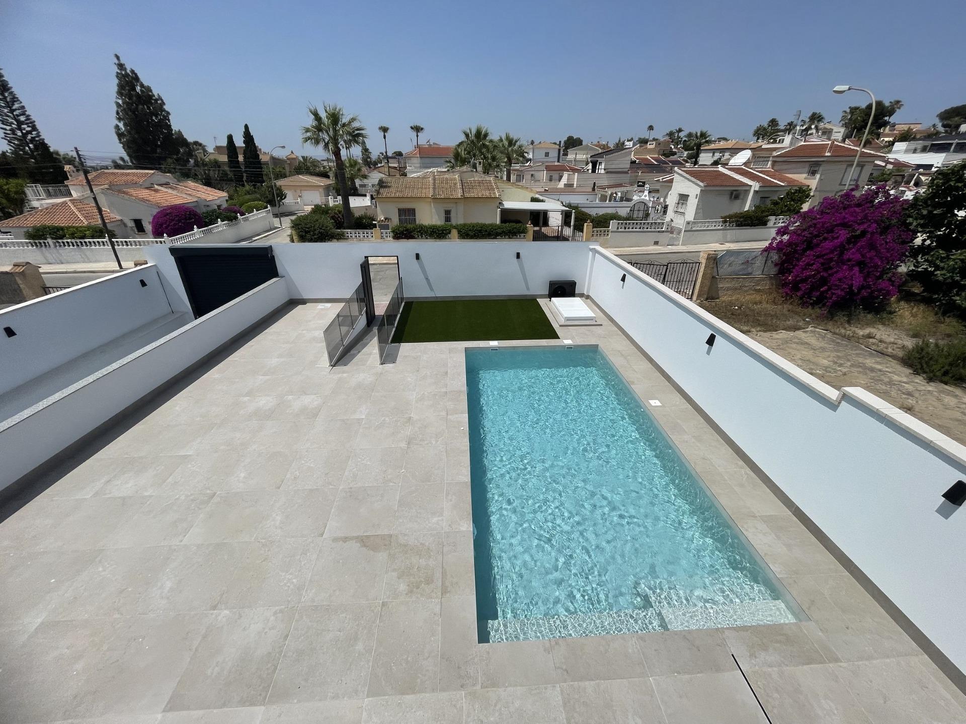 Venta de villa en Rojales