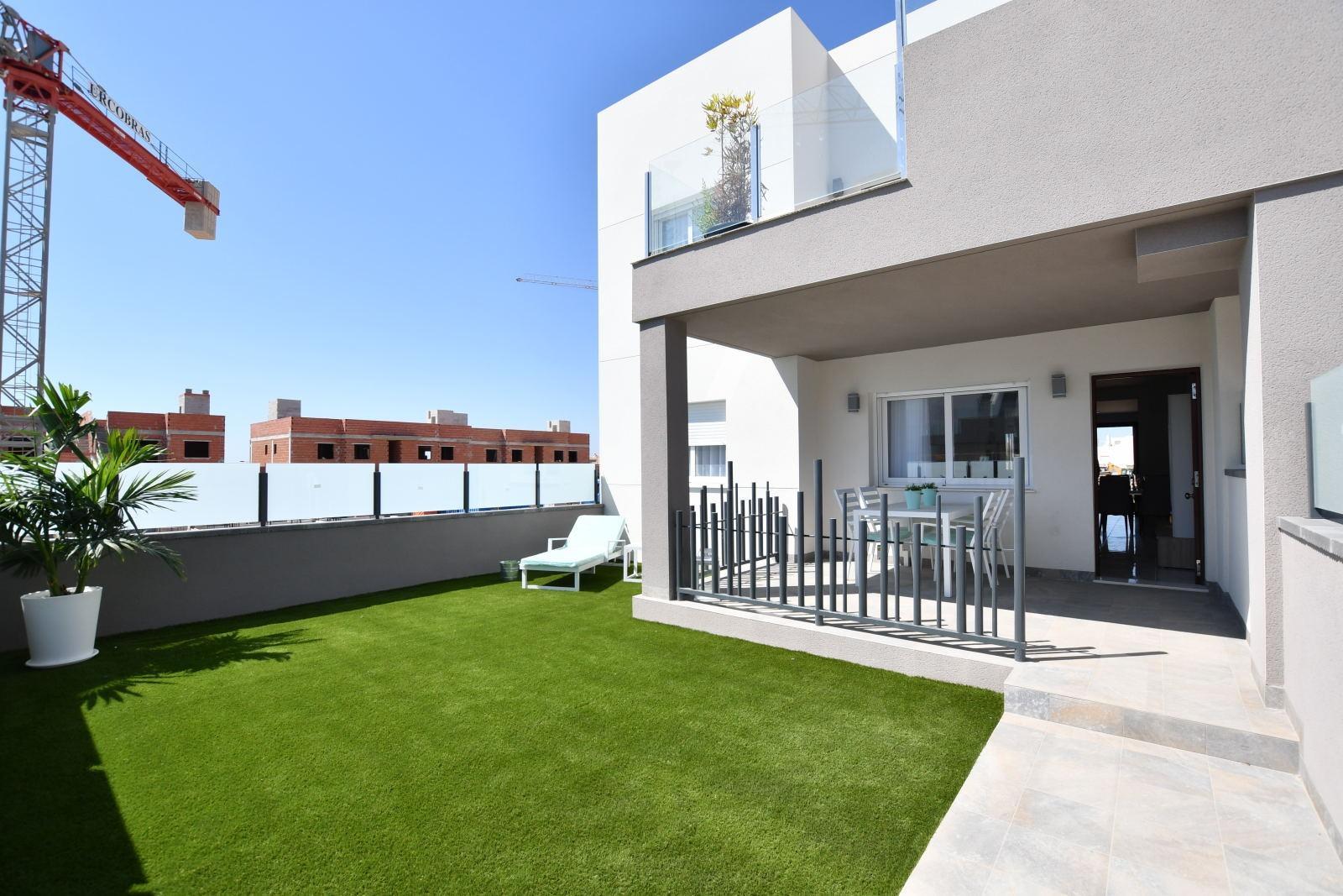 Venta de chalet en San Miguel de Salinas