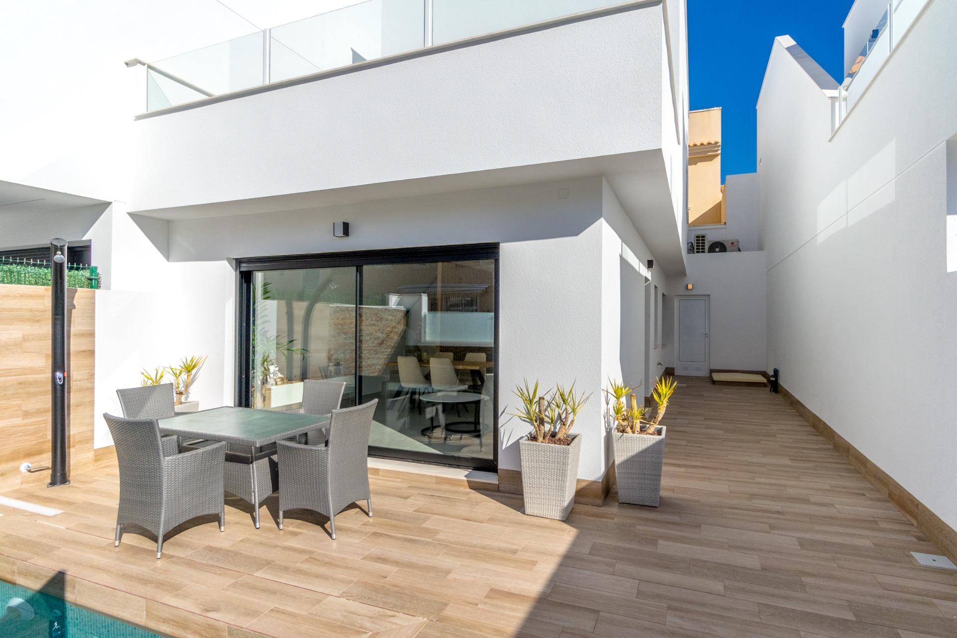Venta de villa en San Pedro del Pinatar