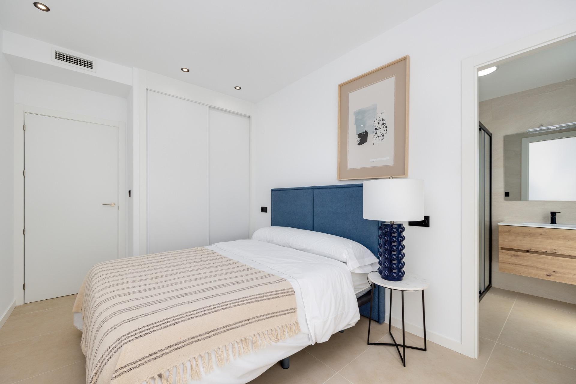 Venta de villa en Los Alcazares