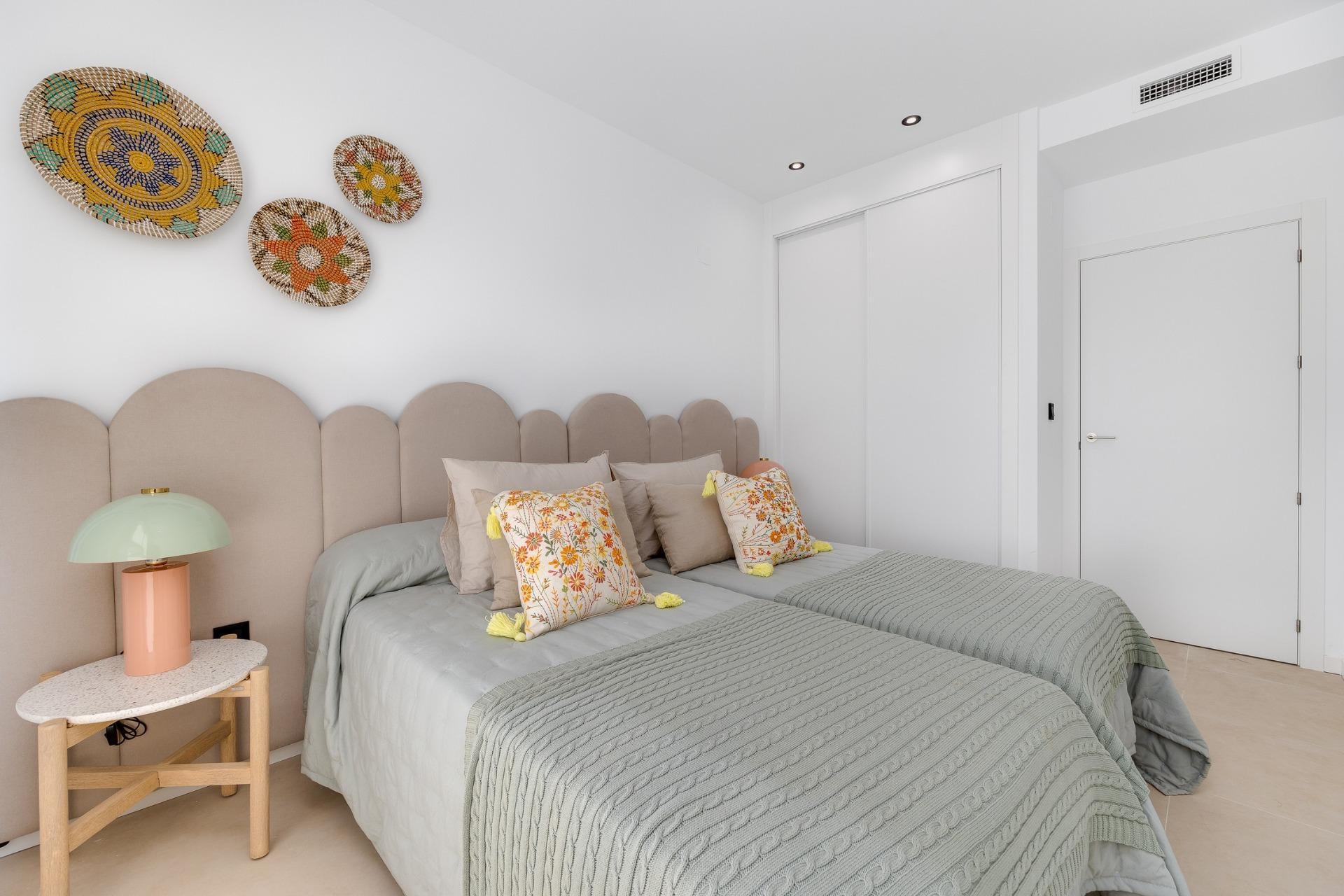 Venta de villa en Los Alcazares