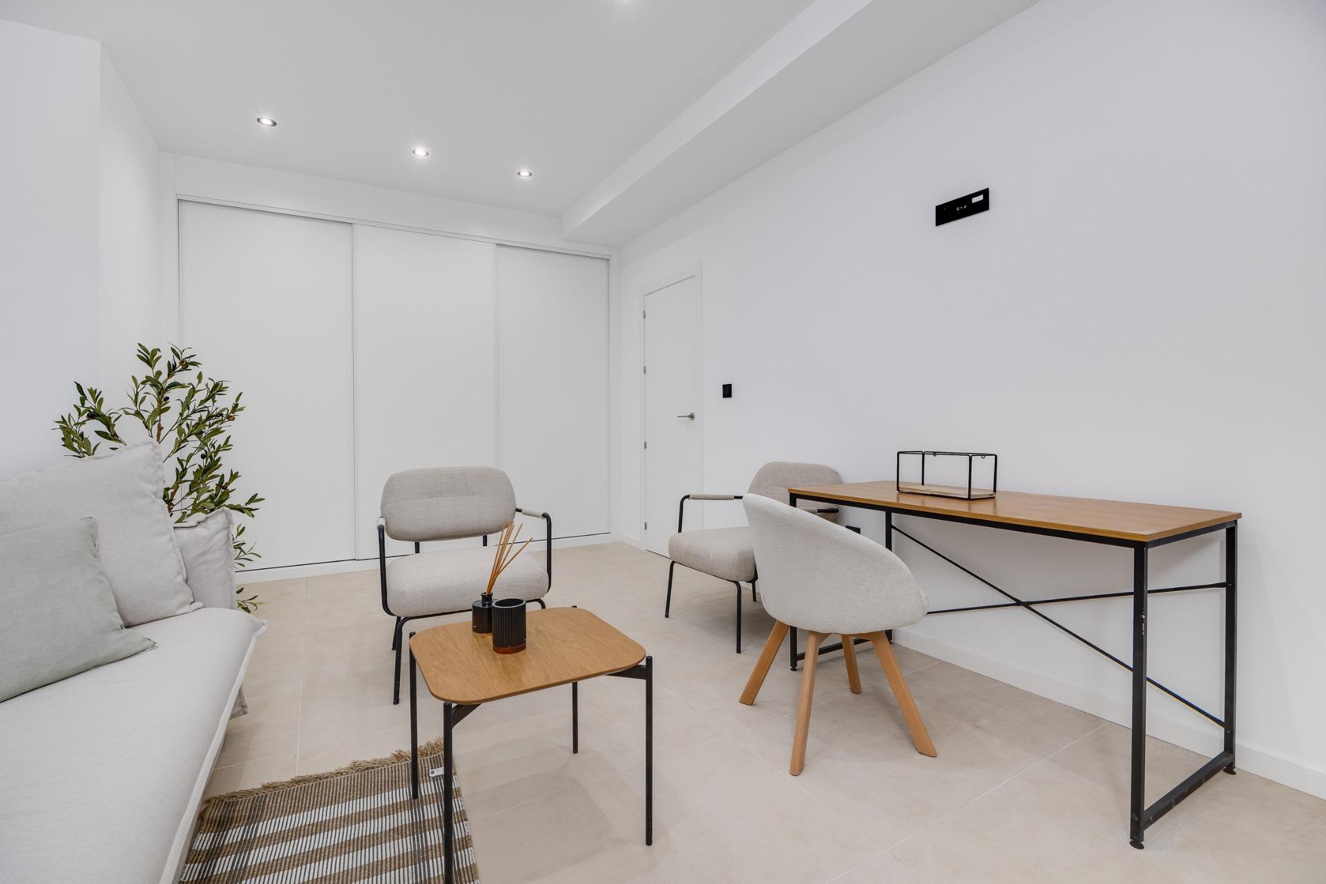 Venta de villa en Los Alcazares