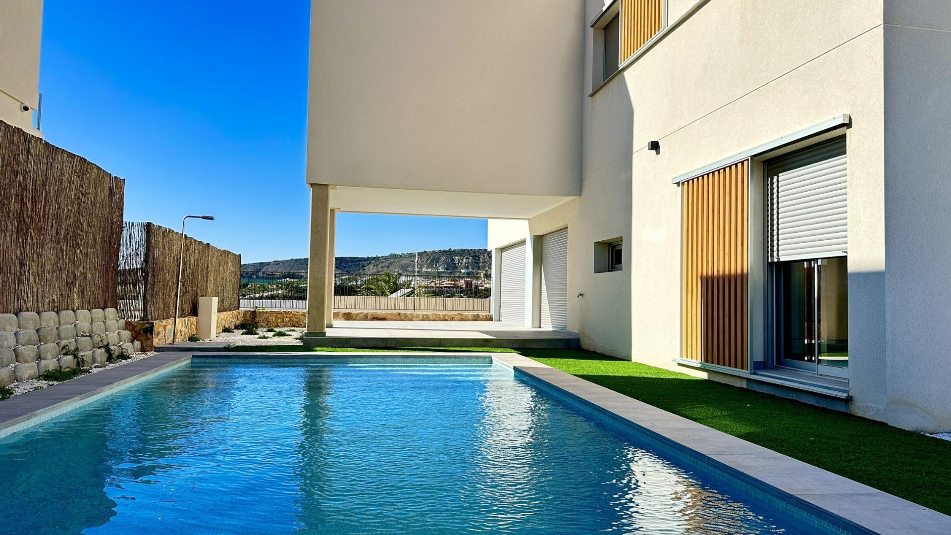 Venta de villa en Algorfa