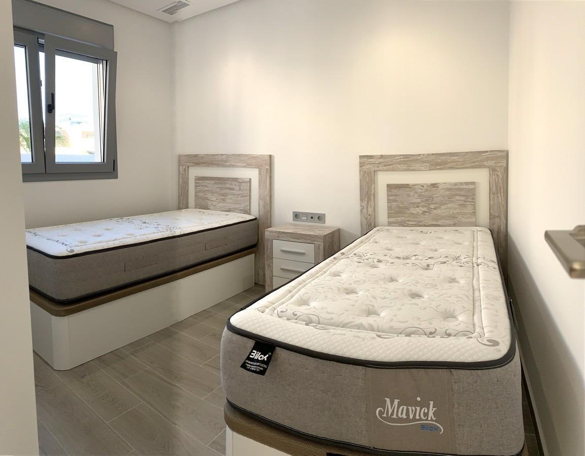 Venta de villa en Rafal