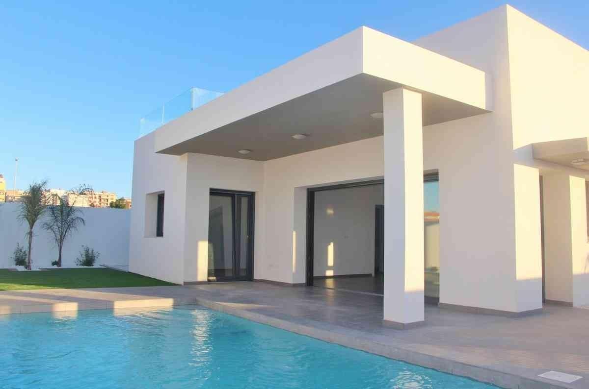 Venta de villa en Rafal