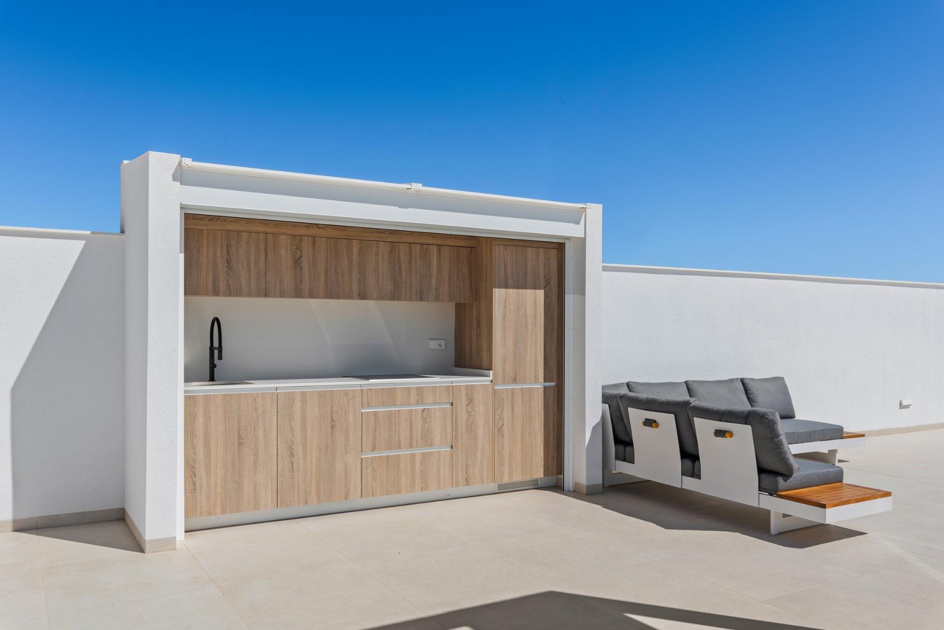 Venta de villa en Los Alcazares