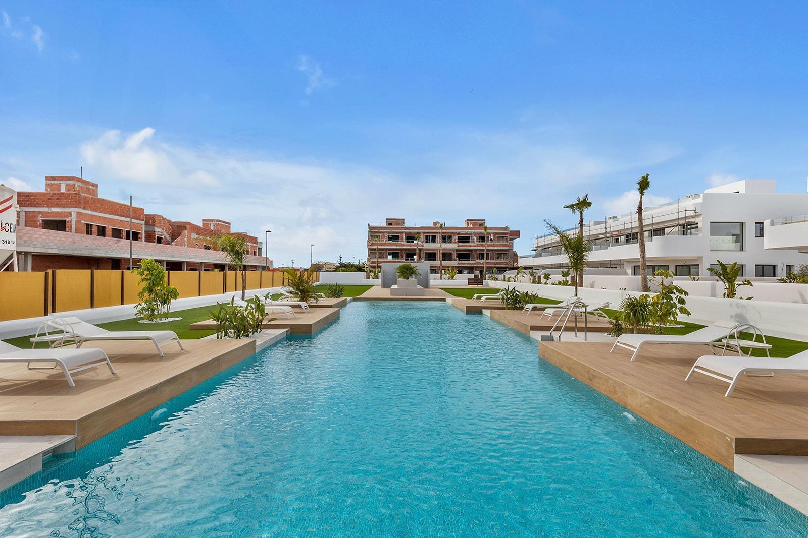 Venta de villa en Los Alcazares