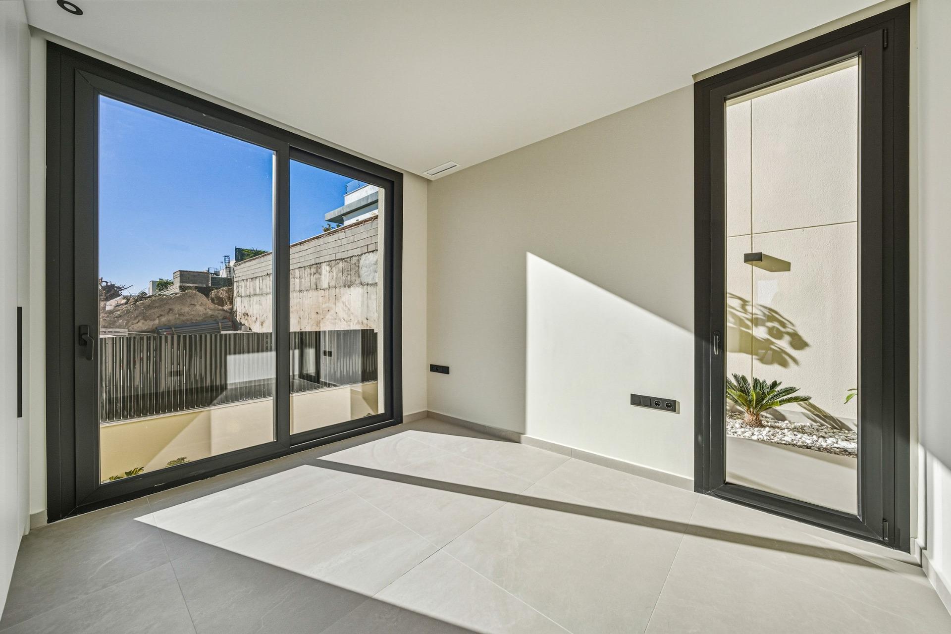 Venta de villa en Polop